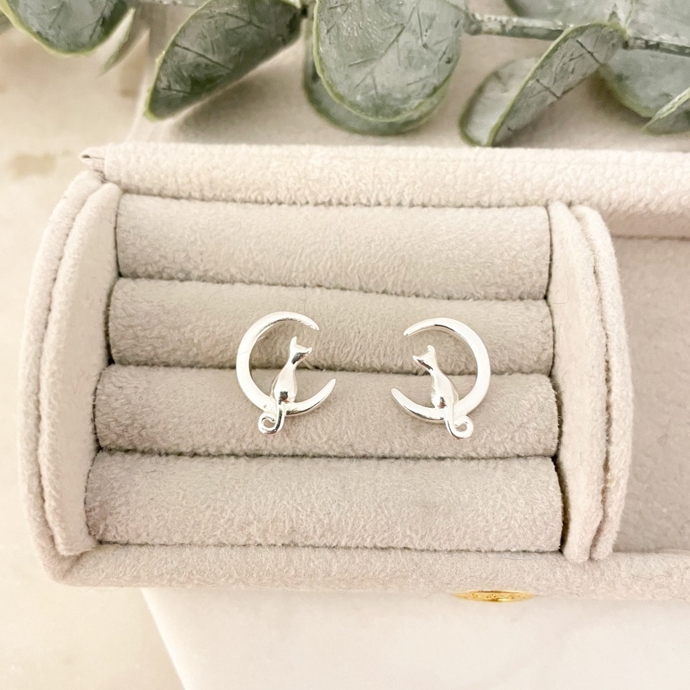 925 Sterling Silver Tiny Cat Studs Small Moon Cat Earrings Kitty Studs